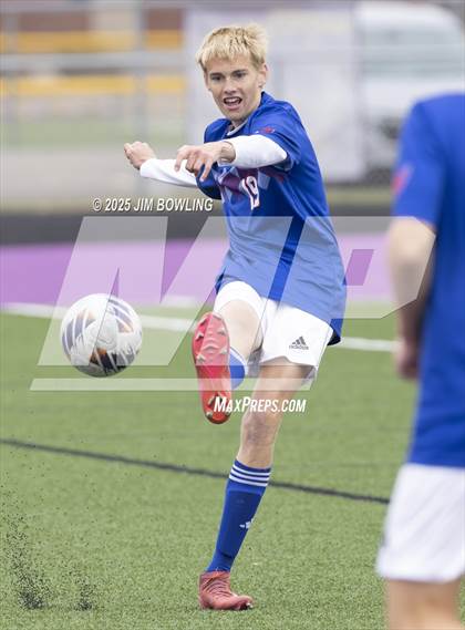 Thumbnail 1 in Athens vs. Pleasant Plains (IHSA 1A Regional Final) photogallery.