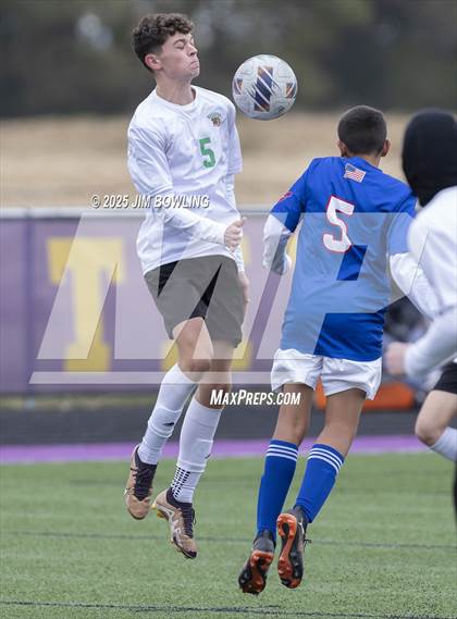 Thumbnail 3 in Athens vs. Pleasant Plains (IHSA 1A Regional Final) photogallery.