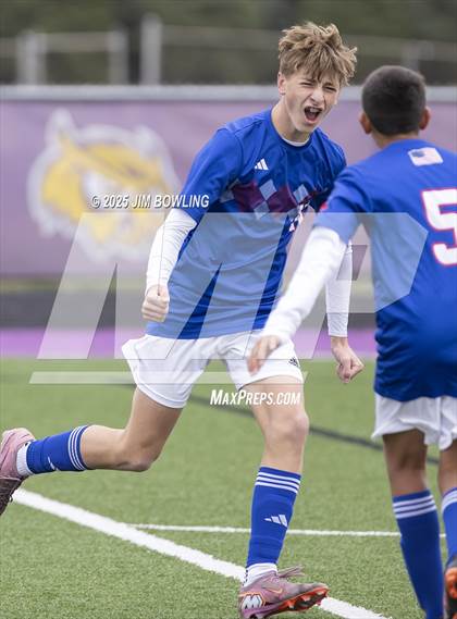 Thumbnail 2 in Athens vs. Pleasant Plains (IHSA 1A Regional Final) photogallery.