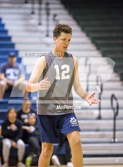 Thumbnail 1 in Great Oak @ Chaparral photogallery.