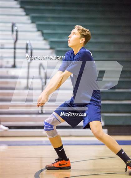 Thumbnail 1 in Great Oak @ Chaparral photogallery.
