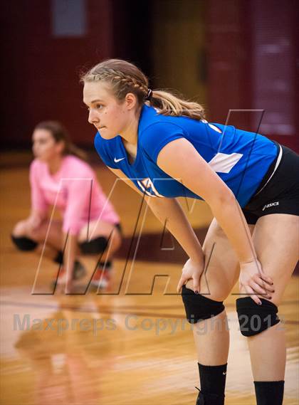 Thumbnail 1 in Southern Lehigh vs. Parkland (PIAA District 11 Class AAA Final) photogallery.