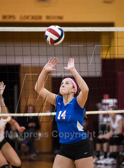 Thumbnail 2 in Southern Lehigh vs. Parkland (PIAA District 11 Class AAA Final) photogallery.