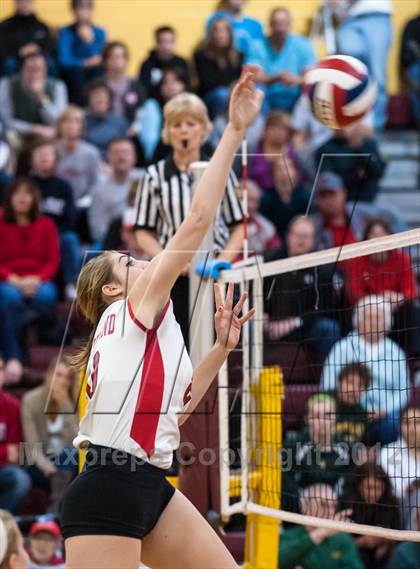 Thumbnail 3 in Southern Lehigh vs. Parkland (PIAA District 11 Class AAA Final) photogallery.