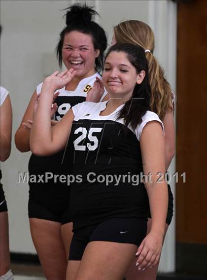 Thumbnail 2 in Granada Hills vs. San Pedro (CIF LACS Playoffs) photogallery.