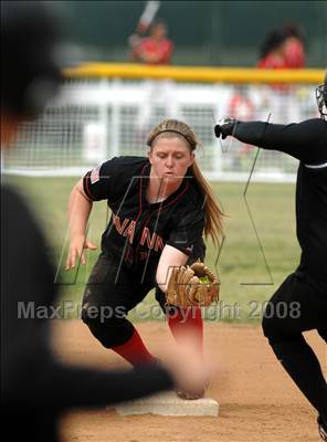 Thumbnail 1 in Savanna vs. South (Loara Tournament) photogallery.