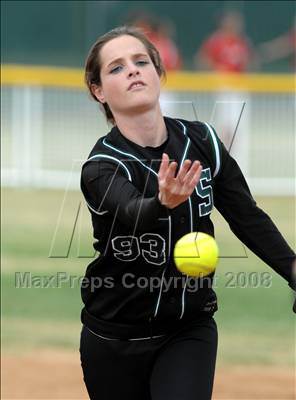 Thumbnail 1 in Savanna vs. South (Loara Tournament) photogallery.