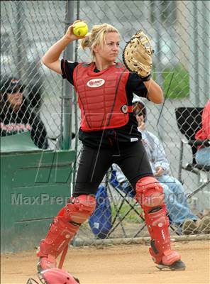 Thumbnail 2 in Savanna vs. South (Loara Tournament) photogallery.