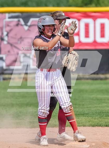 Thumbnail 1 in Mt. Vernon vs North Scott (Linn-Mar/Alburnett Invitational) photogallery.