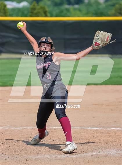 Thumbnail 1 in Mt. Vernon vs North Scott (Linn-Mar/Alburnett Invitational) photogallery.