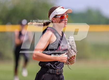 Thumbnail 2 in Mt. Vernon vs North Scott (Linn-Mar/Alburnett Invitational) photogallery.