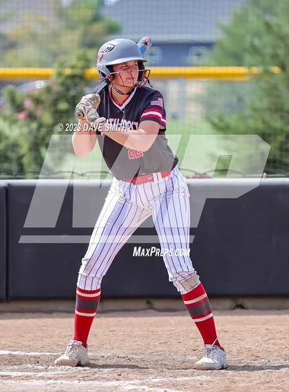 Thumbnail 2 in Mt. Vernon vs North Scott (Linn-Mar/Alburnett Invitational) photogallery.