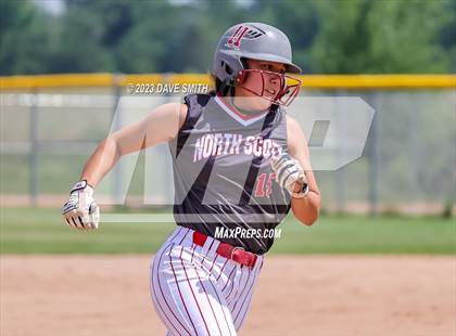 Thumbnail 1 in Mt. Vernon vs North Scott (Linn-Mar/Alburnett Invitational) photogallery.