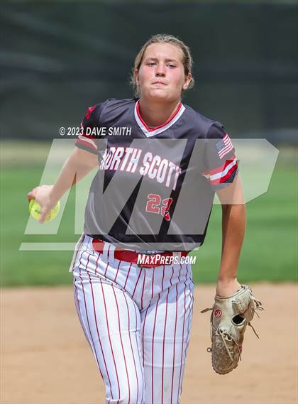 Thumbnail 2 in Mt. Vernon vs North Scott (Linn-Mar/Alburnett Invitational) photogallery.