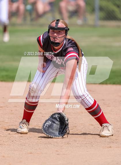 Thumbnail 3 in Mt. Vernon vs North Scott (Linn-Mar/Alburnett Invitational) photogallery.