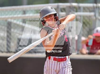 Thumbnail 3 in Mt. Vernon vs North Scott (Linn-Mar/Alburnett Invitational) photogallery.