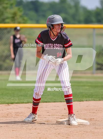 Thumbnail 2 in Mt. Vernon vs North Scott (Linn-Mar/Alburnett Invitational) photogallery.