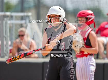 Thumbnail 2 in Mt. Vernon vs North Scott (Linn-Mar/Alburnett Invitational) photogallery.