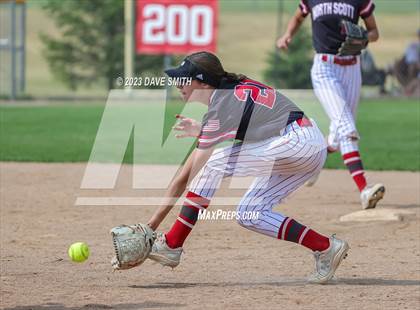 Thumbnail 3 in Mt. Vernon vs North Scott (Linn-Mar/Alburnett Invitational) photogallery.