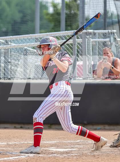 Thumbnail 3 in Mt. Vernon vs North Scott (Linn-Mar/Alburnett Invitational) photogallery.