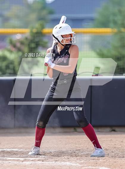 Thumbnail 1 in Mt. Vernon vs North Scott (Linn-Mar/Alburnett Invitational) photogallery.
