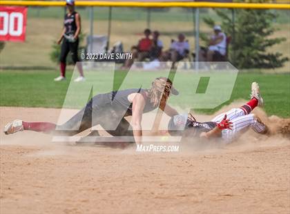 Thumbnail 3 in Mt. Vernon vs North Scott (Linn-Mar/Alburnett Invitational) photogallery.