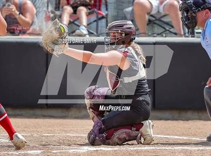 Thumbnail 2 in Mt. Vernon vs North Scott (Linn-Mar/Alburnett Invitational) photogallery.