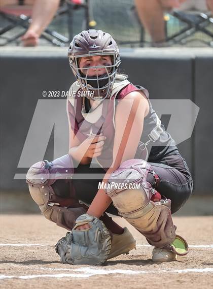Thumbnail 1 in Mt. Vernon vs North Scott (Linn-Mar/Alburnett Invitational) photogallery.