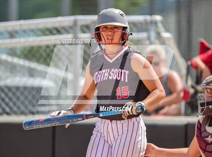 Thumbnail 3 in Mt. Vernon vs North Scott (Linn-Mar/Alburnett Invitational) photogallery.