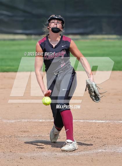 Thumbnail 1 in Mt. Vernon vs North Scott (Linn-Mar/Alburnett Invitational) photogallery.