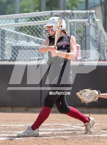 Thumbnail 1 in Mt. Vernon vs North Scott (Linn-Mar/Alburnett Invitational) photogallery.