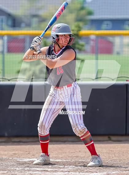 Thumbnail 3 in Mt. Vernon vs North Scott (Linn-Mar/Alburnett Invitational) photogallery.