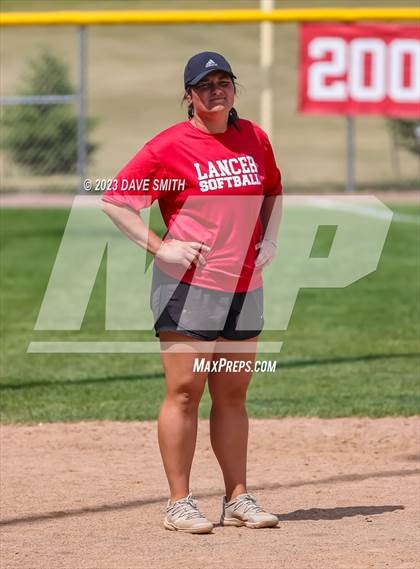 Thumbnail 3 in Mt. Vernon vs North Scott (Linn-Mar/Alburnett Invitational) photogallery.