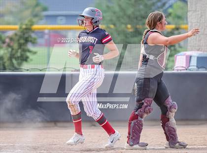 Thumbnail 3 in Mt. Vernon vs North Scott (Linn-Mar/Alburnett Invitational) photogallery.