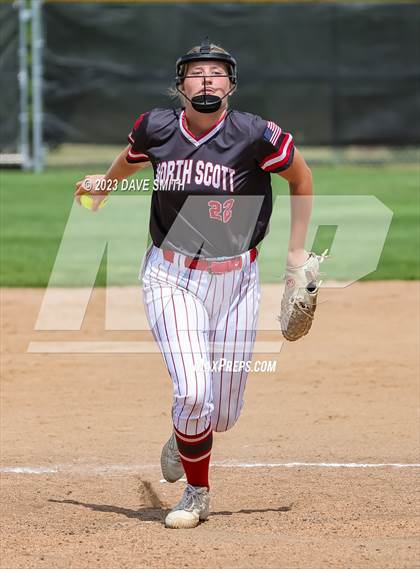 Thumbnail 1 in Mt. Vernon vs North Scott (Linn-Mar/Alburnett Invitational) photogallery.
