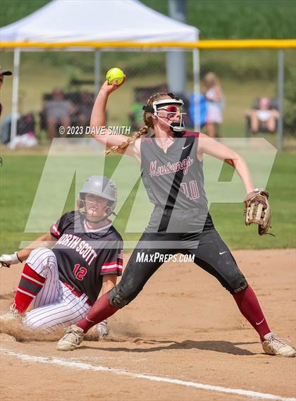 Thumbnail 1 in Mt. Vernon vs North Scott (Linn-Mar/Alburnett Invitational) photogallery.