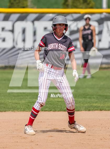 Thumbnail 2 in Mt. Vernon vs North Scott (Linn-Mar/Alburnett Invitational) photogallery.