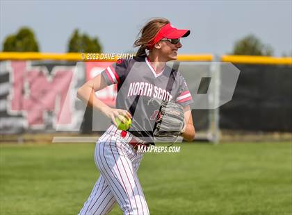 Thumbnail 3 in Mt. Vernon vs North Scott (Linn-Mar/Alburnett Invitational) photogallery.