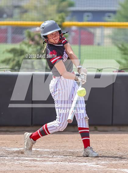 Thumbnail 1 in Mt. Vernon vs North Scott (Linn-Mar/Alburnett Invitational) photogallery.