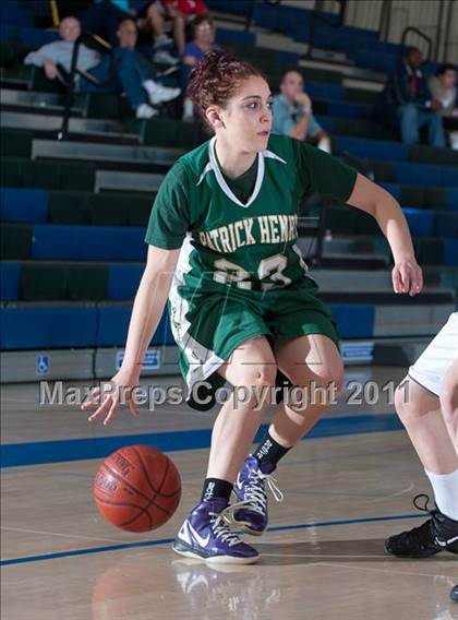 Thumbnail 3 in San Marcos vs Patrick Henry (So Cal Holiday Prep Classic) photogallery.