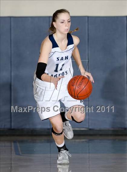 Thumbnail 2 in San Marcos vs Patrick Henry (So Cal Holiday Prep Classic) photogallery.