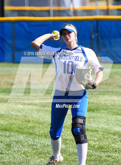 Thumbnail 1 in Broomfield vs Legacy (CHSAA 5A Region 1 Playoff) photogallery.