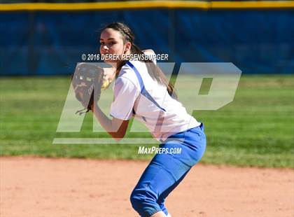 Thumbnail 2 in Broomfield vs Legacy (CHSAA 5A Region 1 Playoff) photogallery.