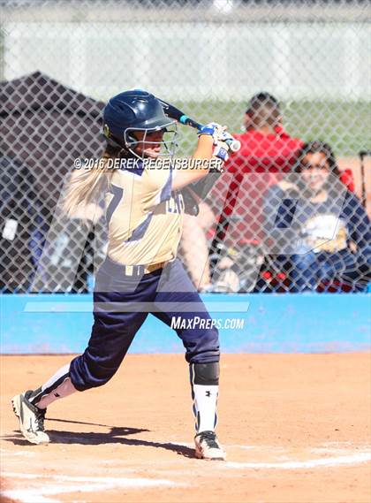 Thumbnail 2 in Broomfield vs Legacy (CHSAA 5A Region 1 Playoff) photogallery.