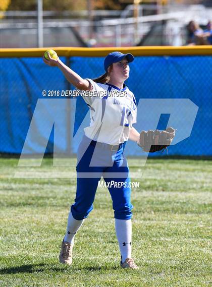 Thumbnail 2 in Broomfield vs Legacy (CHSAA 5A Region 1 Playoff) photogallery.