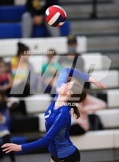Thumbnail 2 in Shenango @ Lincoln photogallery.