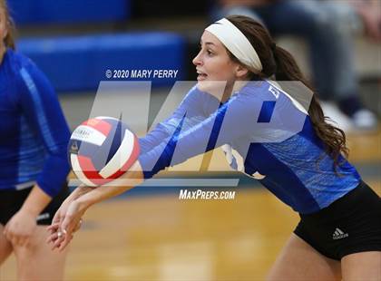 Thumbnail 3 in Shenango @ Lincoln photogallery.