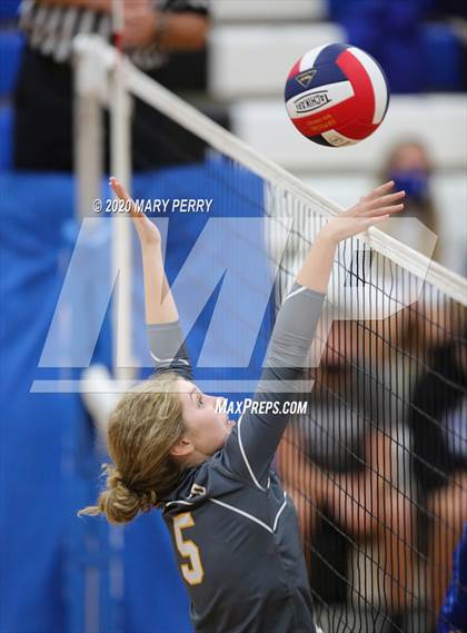 Thumbnail 2 in Shenango @ Lincoln photogallery.
