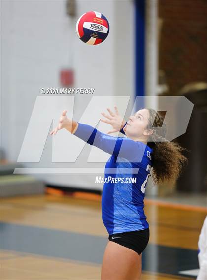 Thumbnail 3 in Shenango @ Lincoln photogallery.