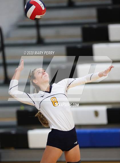 Thumbnail 2 in Shenango @ Lincoln photogallery.